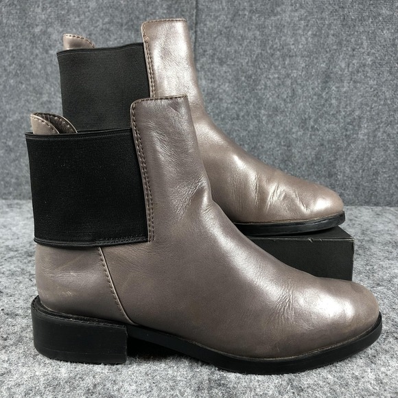 Clarks Boots Womens Size 8 Gray Ankle Leather Chelsea Elastic EU 39‎ 26110786 - Picture 2 of 15